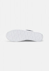 Tommy Hilfiger ESSENTIAL  Trainers desert sky ESSENTIAL Кроссовки небо пустыни