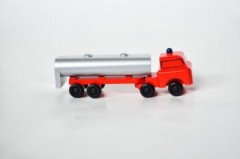 Holzspielzeug Feuerwehrauto Tanklastzug Деревянная игрушечная пожарная машина-цистерна